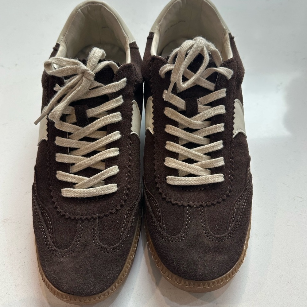 Dolce Vita Women's Sneakers in Brown and Cream